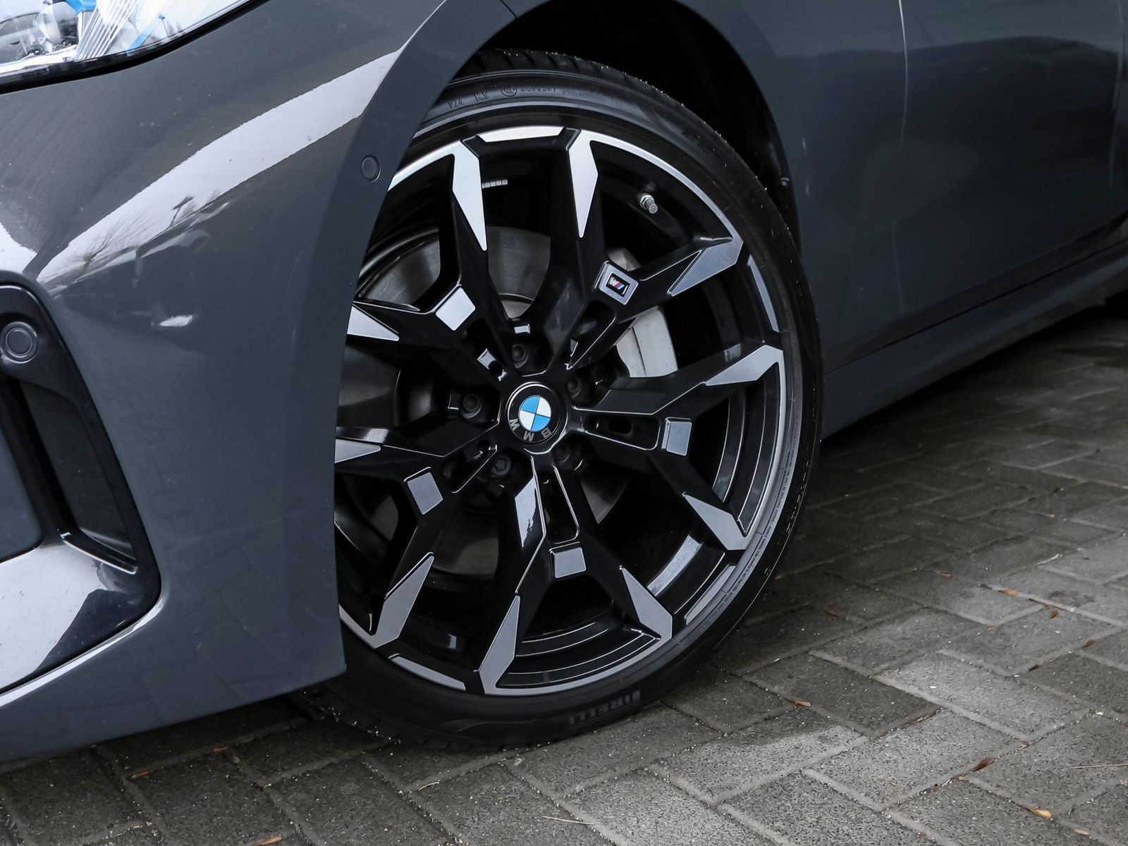 BMW 330 - Bild 6