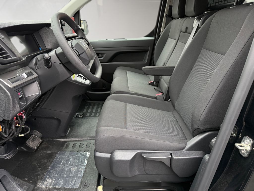 Fahrzeugabbildung Citroën Jumpy 2.2 Diesel 150 XL S&S Autm.