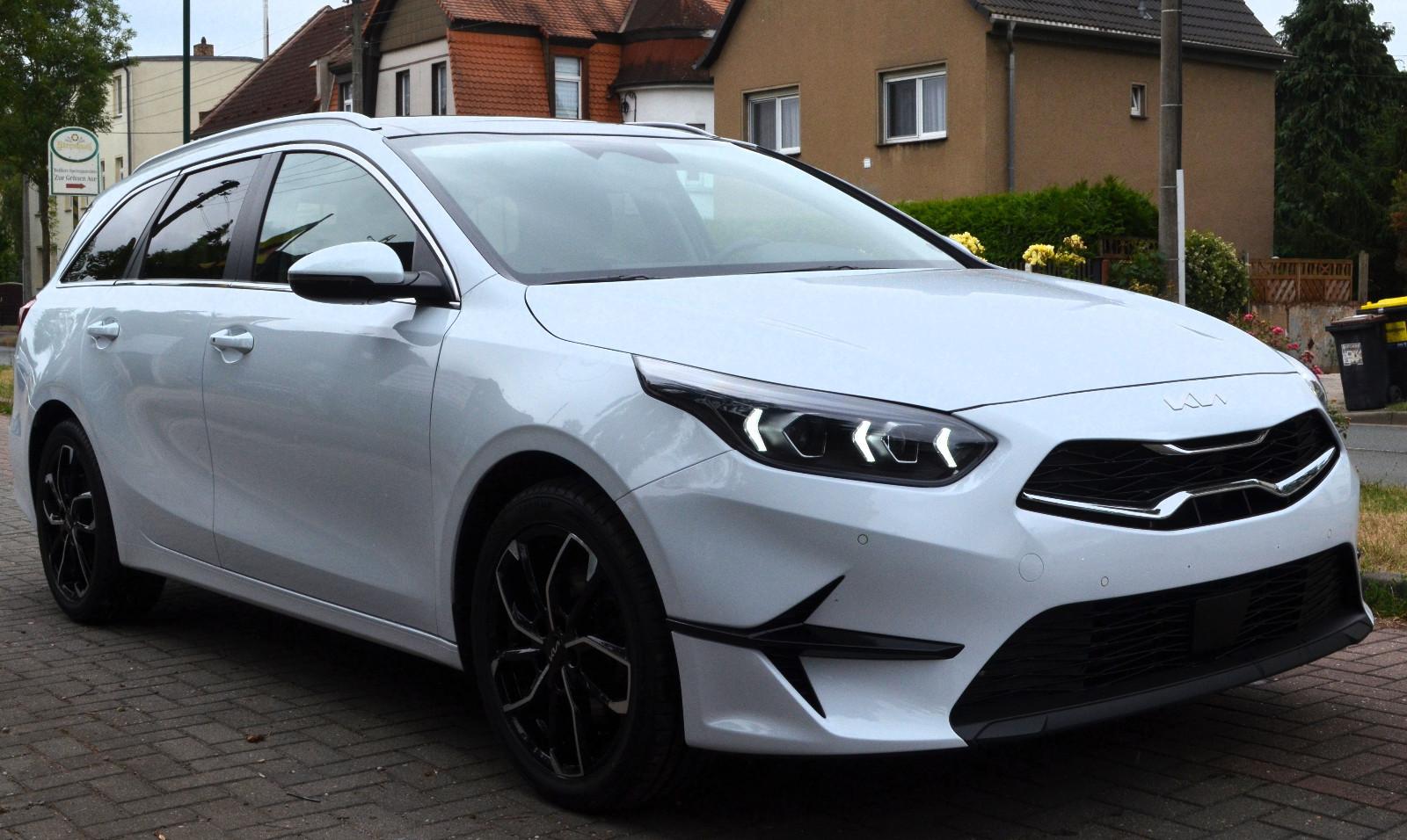 Kia cee'd Sportswagon Platinum Edition Voll !