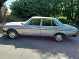 Mercedes-Benz W123 300d 5gang - Mercedes-Benz G 300: D
