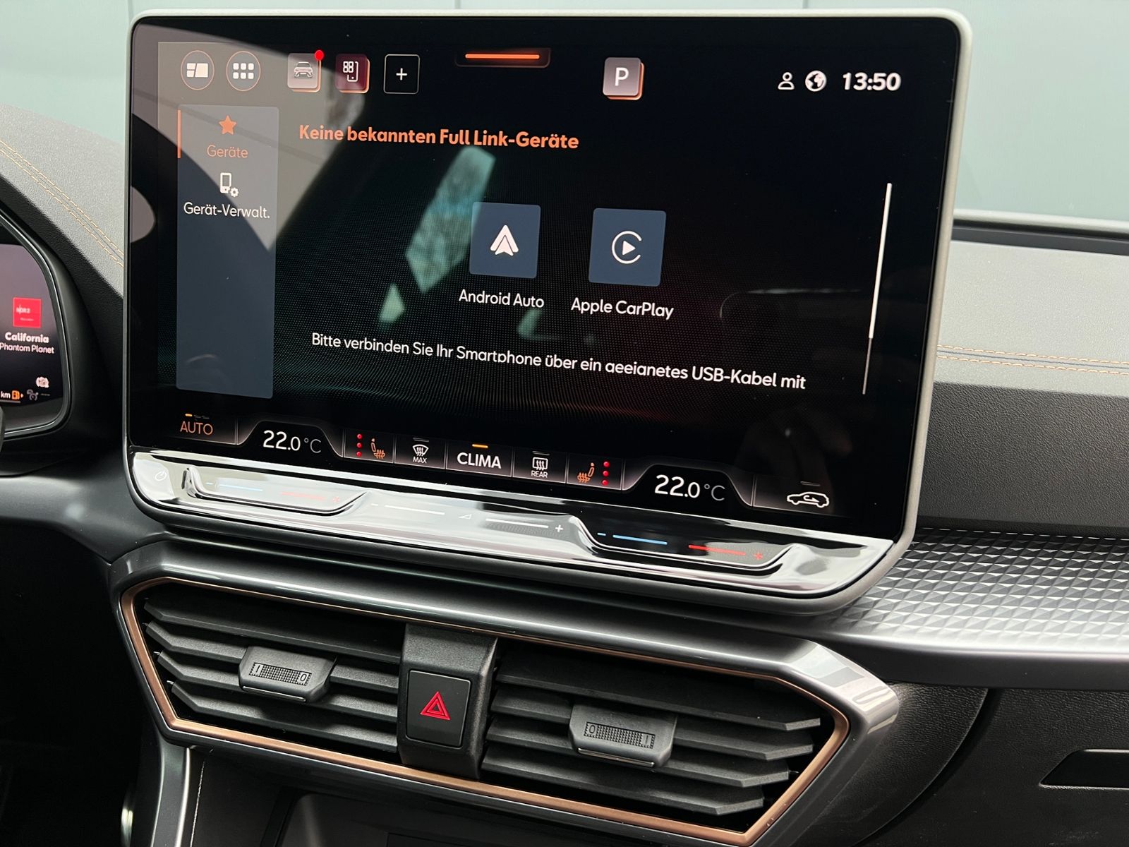 Fahrzeugabbildung CUPRA Leon Sportstourer VZ 2.0 TSI DSG 4Drive *AHK, LE