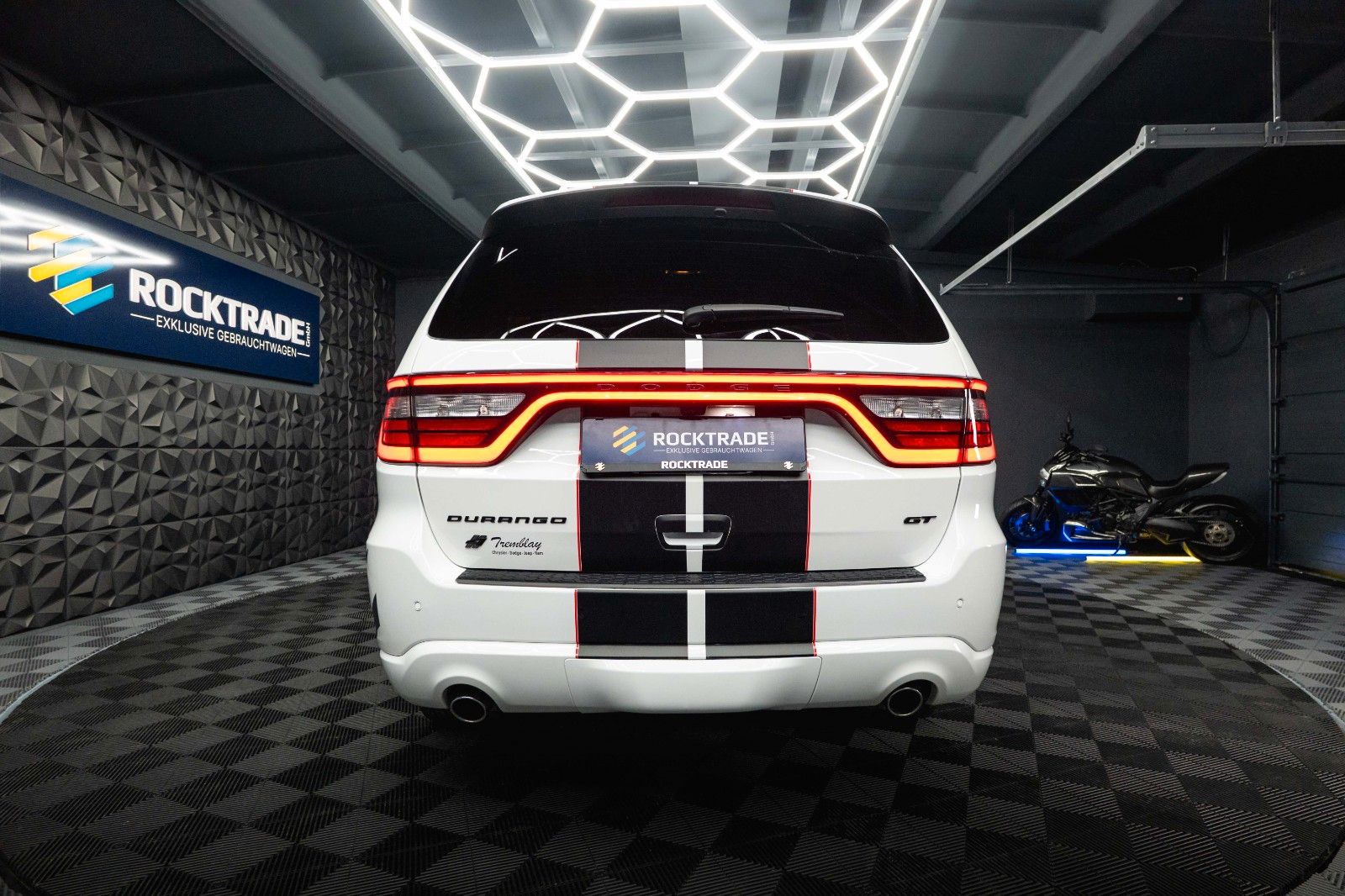 Fahrzeugabbildung Dodge Durango 3.6 V6 GT SRT 4x4 Night-Paket Modell 22