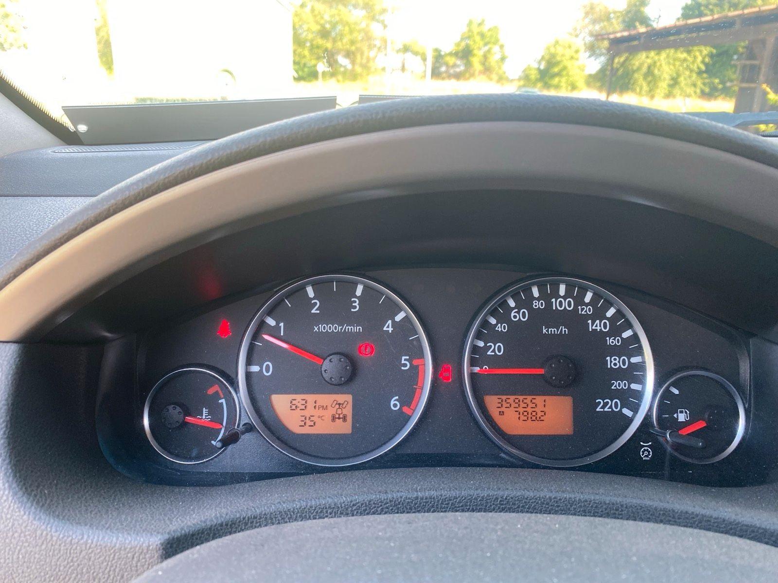 Nissan Pathfinder 2006 — photo 11