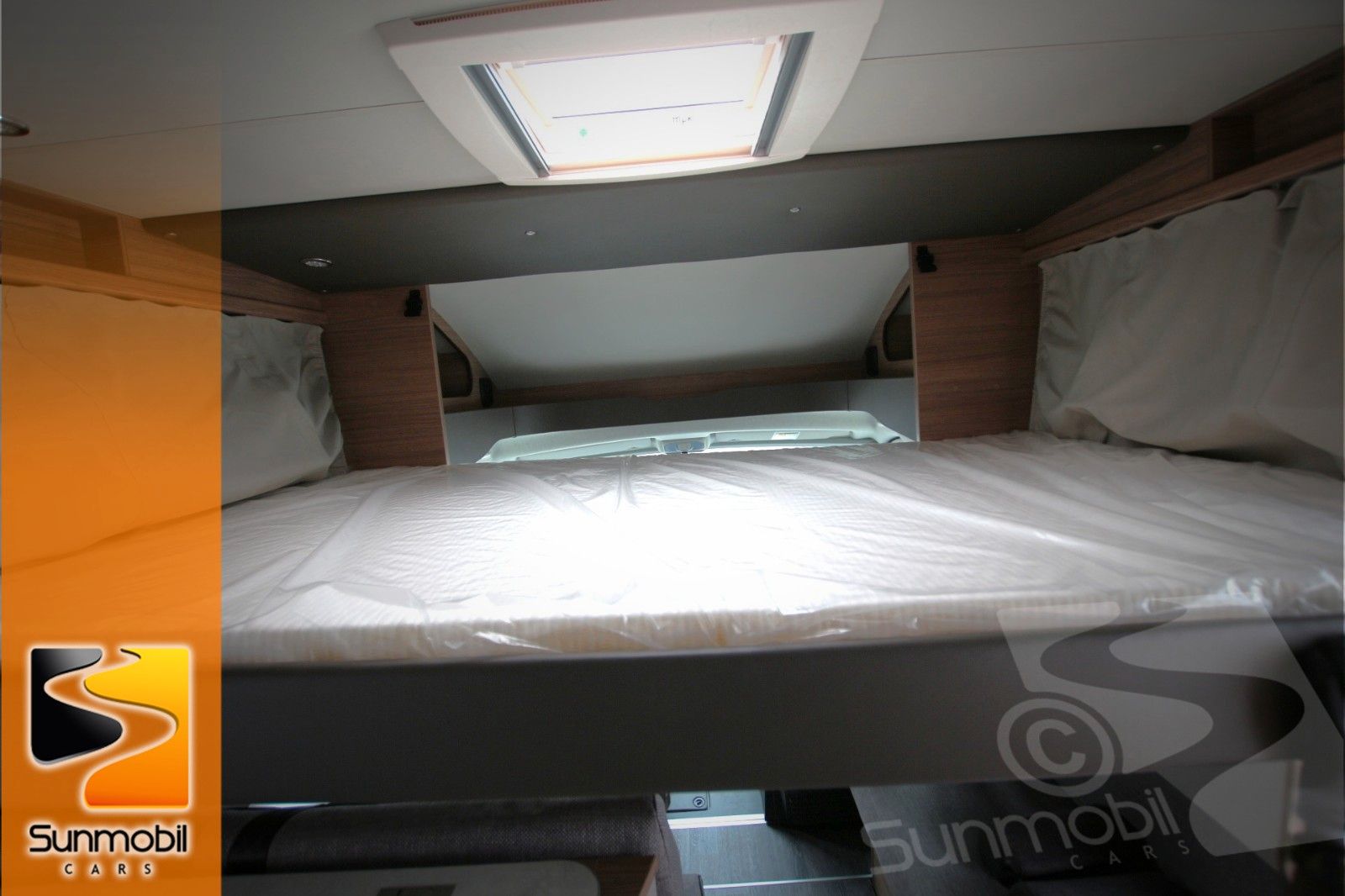 Fahrzeugabbildung Knaus Live Wave 650 MF Automatik 180 PS LP.97.994,00€