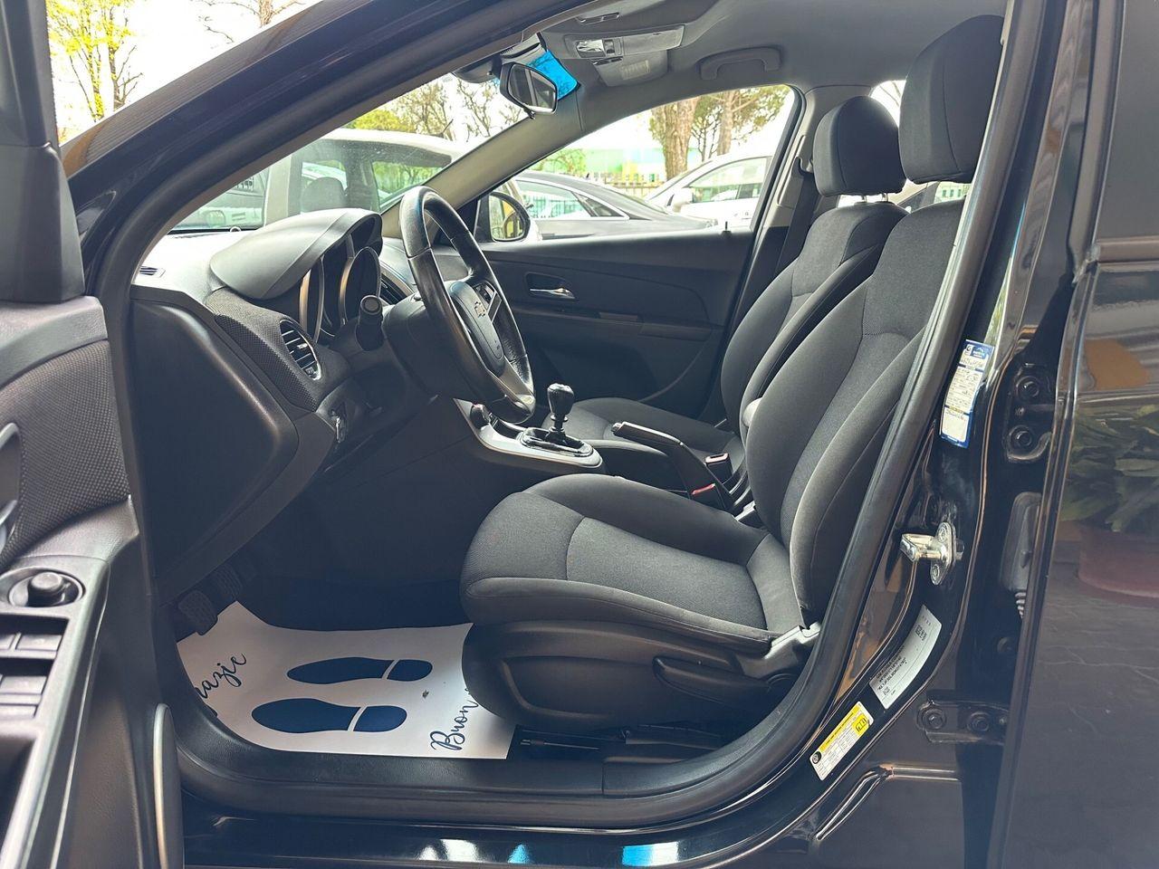 Chevrolet Cruze 2013 — photo 9