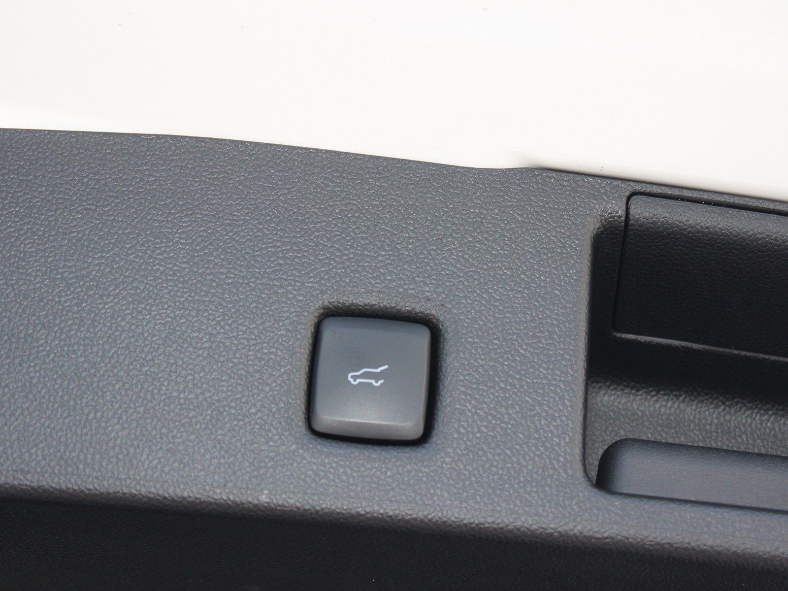 Fahrzeugabbildung Ford Kuga Plug-In Hybrid Vignale 2,5 Duratec