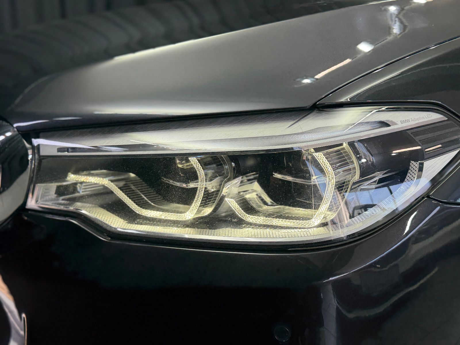 Fahrzeugabbildung BMW 540i Touring xDrive M Sport|HIFI|HuD|PANO|KEYLES