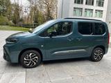 Toyota Proace City 1,5-l-D-4D 96kW L1 Team Deutschl... - blaue Toyota PROACE CITY