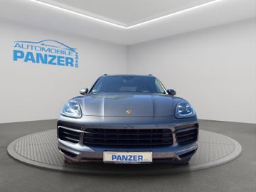 Porsche Cayenne - 2
