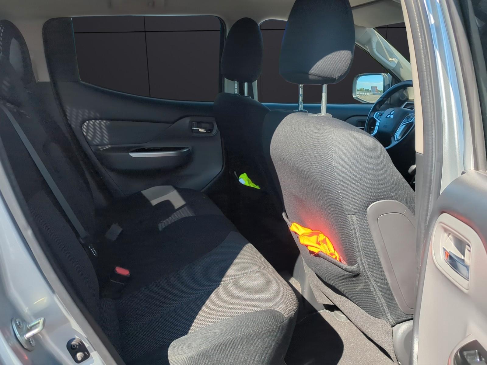 Mitsubishi L200 Plus Doppelkabine 4WD