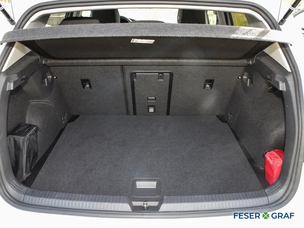 Volkswagen Golf 8 2.0 TDI Move DSG ACC CarPlay LED Sitzh., миниатюра 7