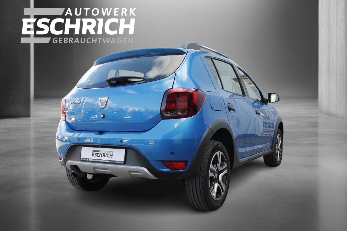 Fahrzeugabbildung Dacia Sandero Stepway Celebration