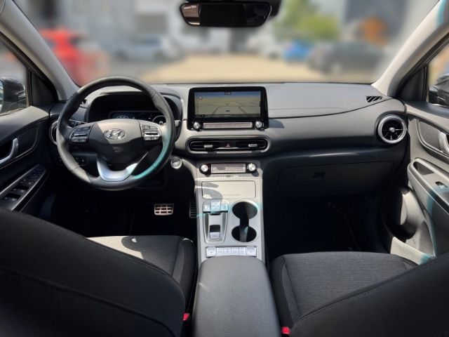 Fahrzeugabbildung Hyundai KONA Trend Elektro 2WD +KLIMA+NAVI+RFK+PDC+ACC+U