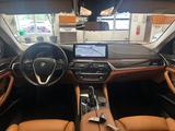 BMW 530dxD/LCPPro/HUD/Laser/KomfortStz/AHK/LuxurLine - BMW 530 mit Diesel-Antrieb: Schwarz, Kombi