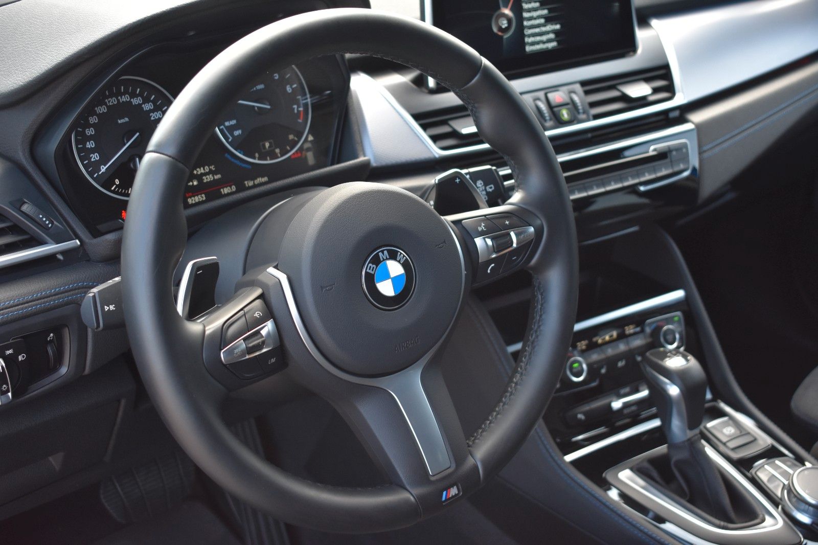 Fahrzeugabbildung BMW 220i Active Tourer M Sport HUD DAB Memory Kamera