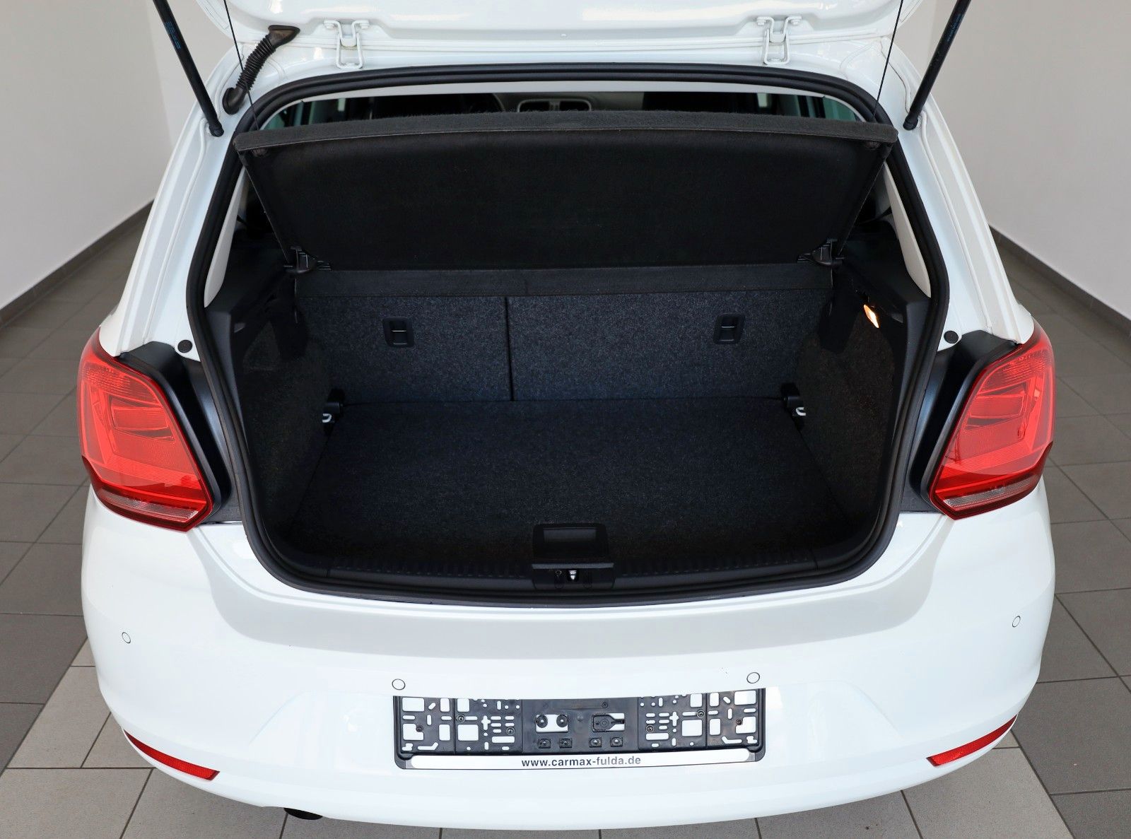 Fahrzeugabbildung Volkswagen Polo V Lounge SH,PDC,Climatronic,SR+WR