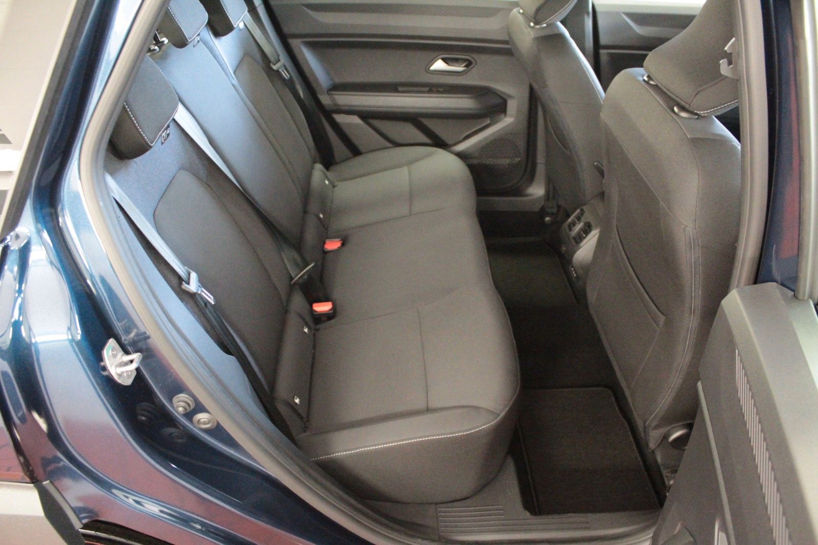 Fahrzeugabbildung Dacia Bigster hybrid 155 Expression*Winter-Plus-Paket*