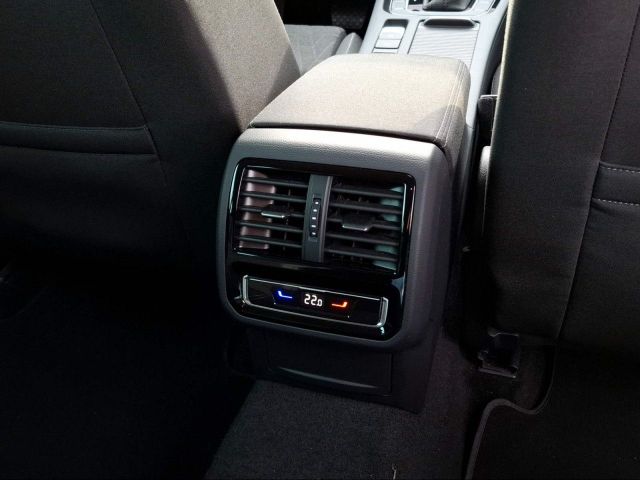 PASSAT VARIANT 2.0 TSI DSG BUSINESS NAVI+CAM+APP