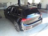 Volkswagen Golf VIII Life 1.5 eTSI 7-DSG NAVI KLIMA PDC - Volkswagen Golf: Dsg 7