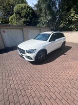 Mercedes-Benz GLC 220 d 4MATIC Autom. - AMG LINE - Mercedes-Benz GLC 220 Gebrauchtwagen in Düsseldorf