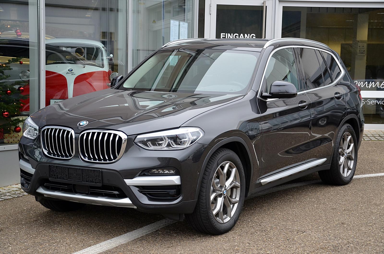 BMW X3 xDrive 30e/xLine/Head-Up/Sportsitze/el.AHK+++