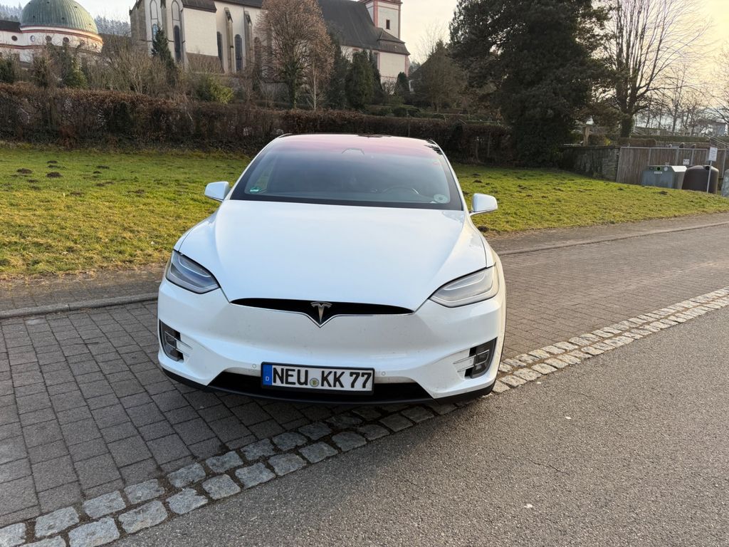 Image of Tesla Model X