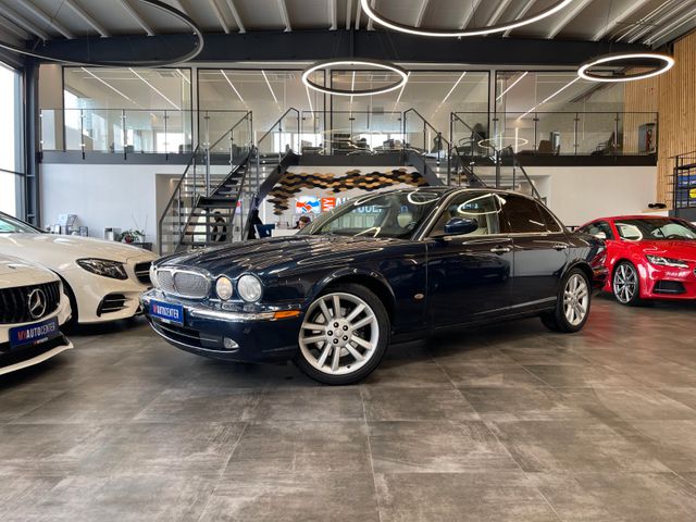 Jaguar XJ 2.7 D 6 Sovereign *Klima*Navi*PDC*Bluetooth