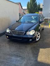 Mercedes-Benz C 320 AVANTGARDE Avantgarde - gebrauchte Mercedes-Benz C 320 aus dem Jahr 2004