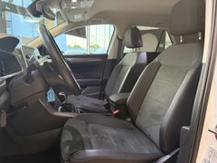 VW T-Roc 1.5 TSI Style DSG LED ACC NAVI AHK MASSAGE