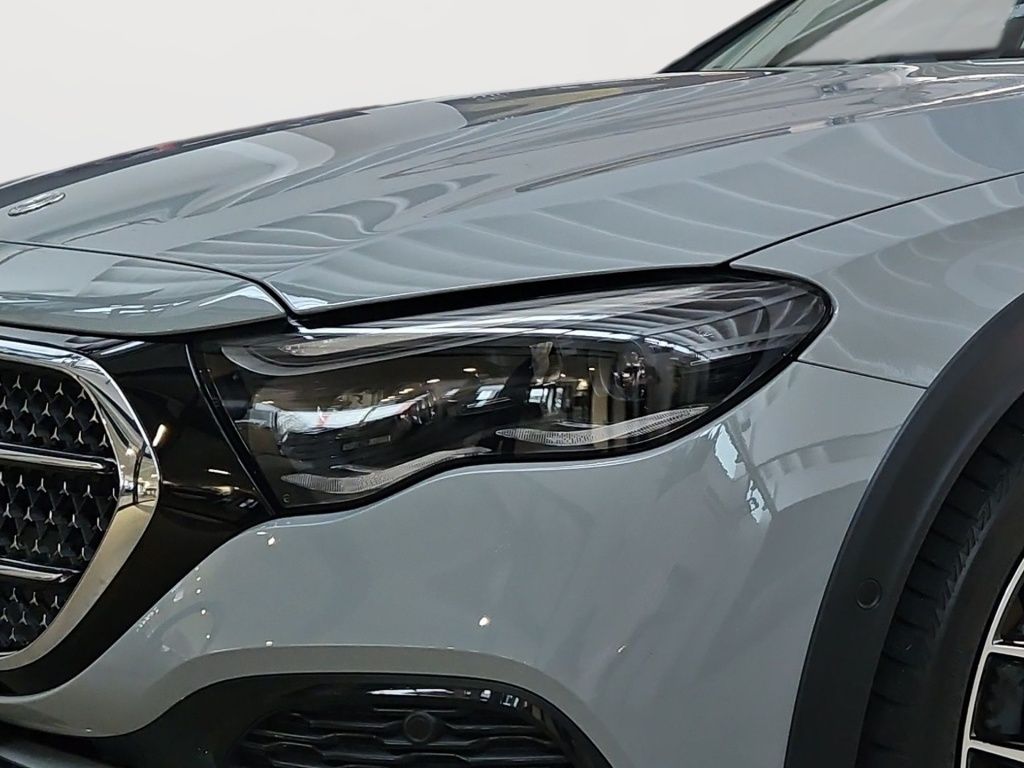 Fahrzeugabbildung Mercedes-Benz E 450 dT 4M All-Terrain AHK Massage Pano 360 HUD