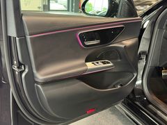 MERCEDES-BENZ E 220 - Ansicht 31