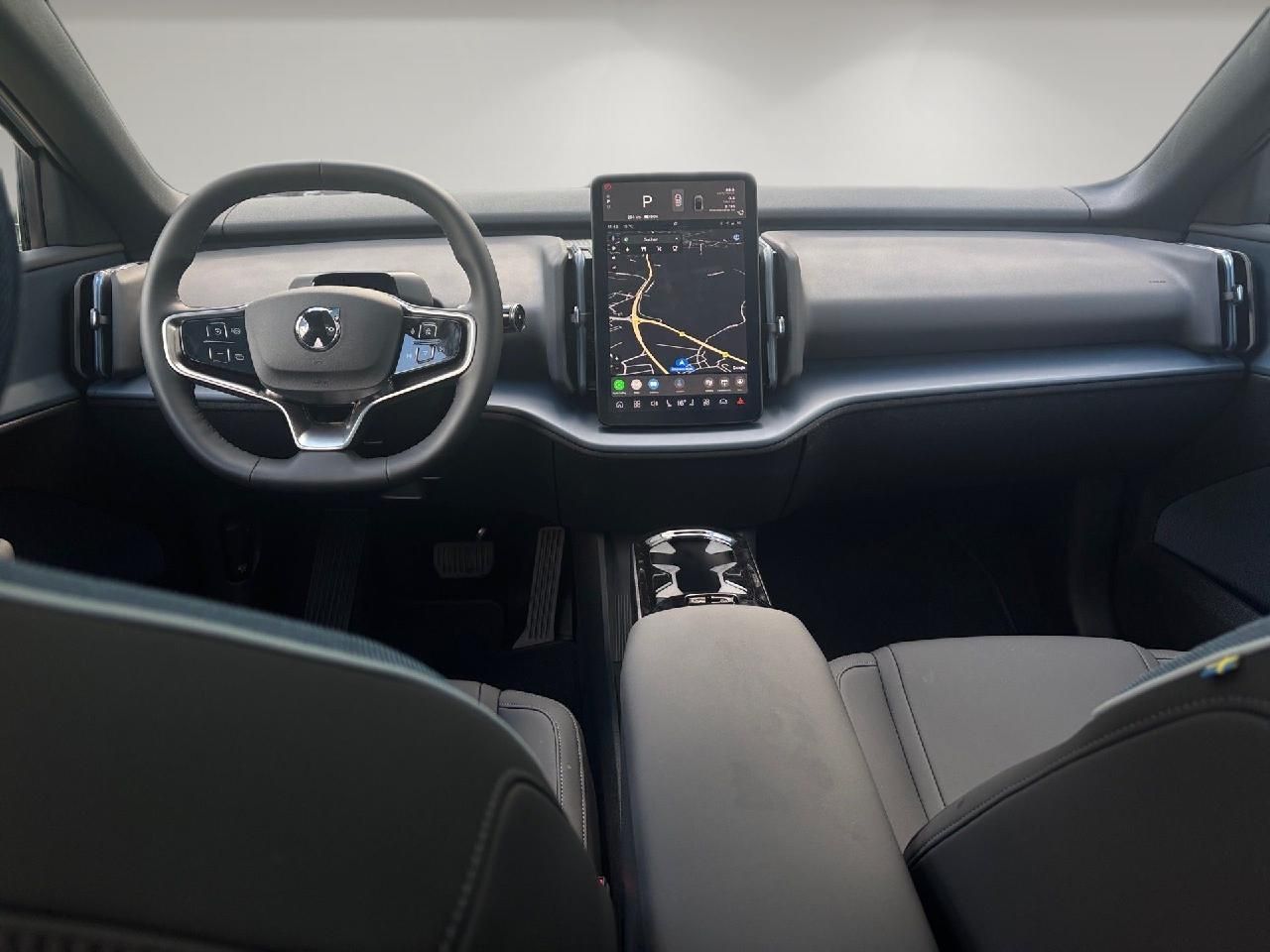 Fahrzeugabbildung Volvo EX30 Cross Country P8 Ultra Performance Pure