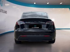 Fahrzeugabbildung Tesla Model Y Long Range Dual AWD