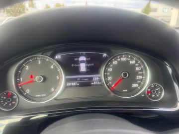 Volkswagen Touareg - 6