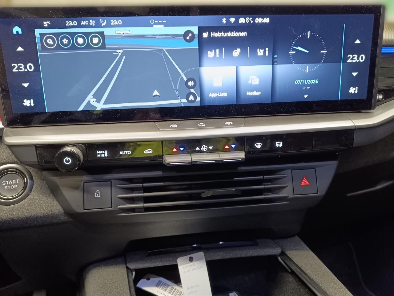 Fahrzeugabbildung Opel Grandland ElektrikGS 157KW