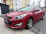 Hyundai i40 cw FIFA World Cup Edition - Hyundai i40: I40w