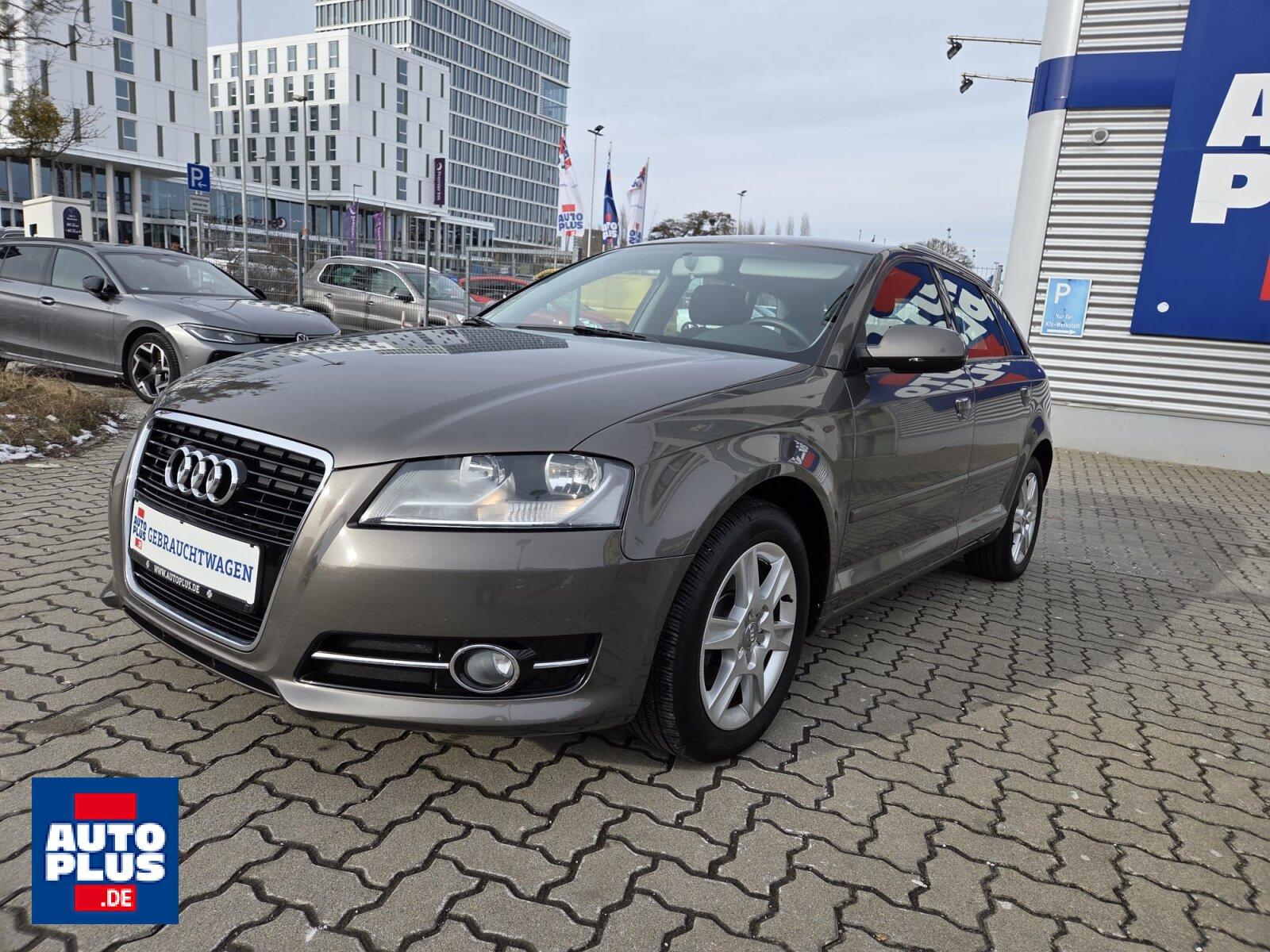 Audi A3 1.6 TDI Sportback DPF AHK+SITZHZG+PDC+HU NEU