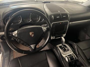 صورة 9 لـ 2004 Porsche CAYENNE