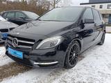 Mercedes-Benz B 220 CDI SportPaket Leder Navi Bi-Xenon Memory - Mercedes-Benz B-Klasse: Sportpaket