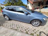Volvo V40 T3 Momentum | 87.276 km | Panorama | P - Volvo V40 von privat