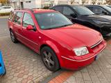 Volkswagen Bora 1.9TDI (Zahnriemen Neue) - gebrauchte VW Caddy aus dem Jahr 2002