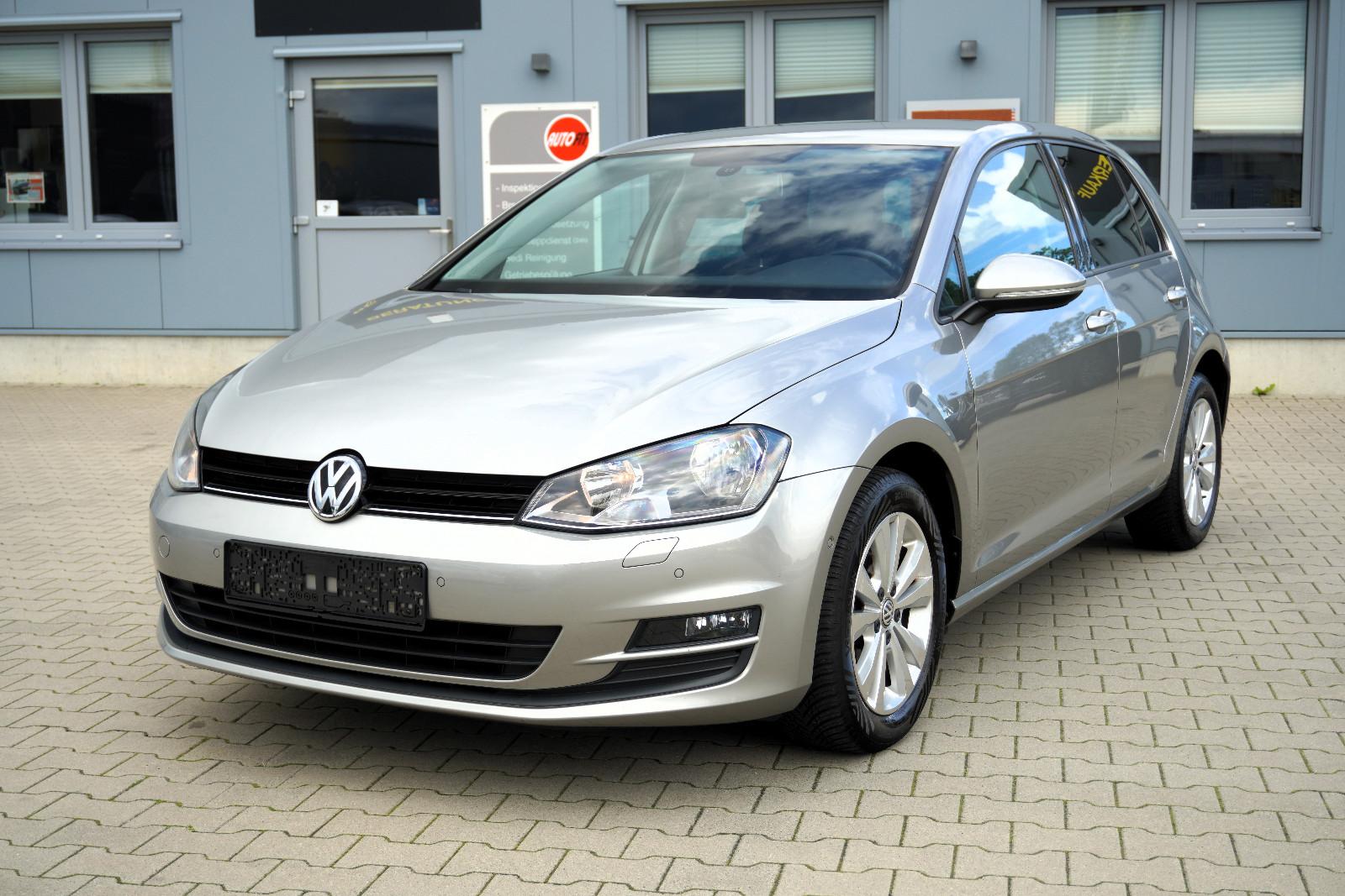 Volkswagen Golf VII Lim. Comfortline*PDC*MultiL.*SHZ*