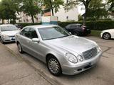 Mercedes-Benz Mercedes Benz E240 Automatik - gebrauchte Mercedes-Benz E 240 aus dem Jahr 2002