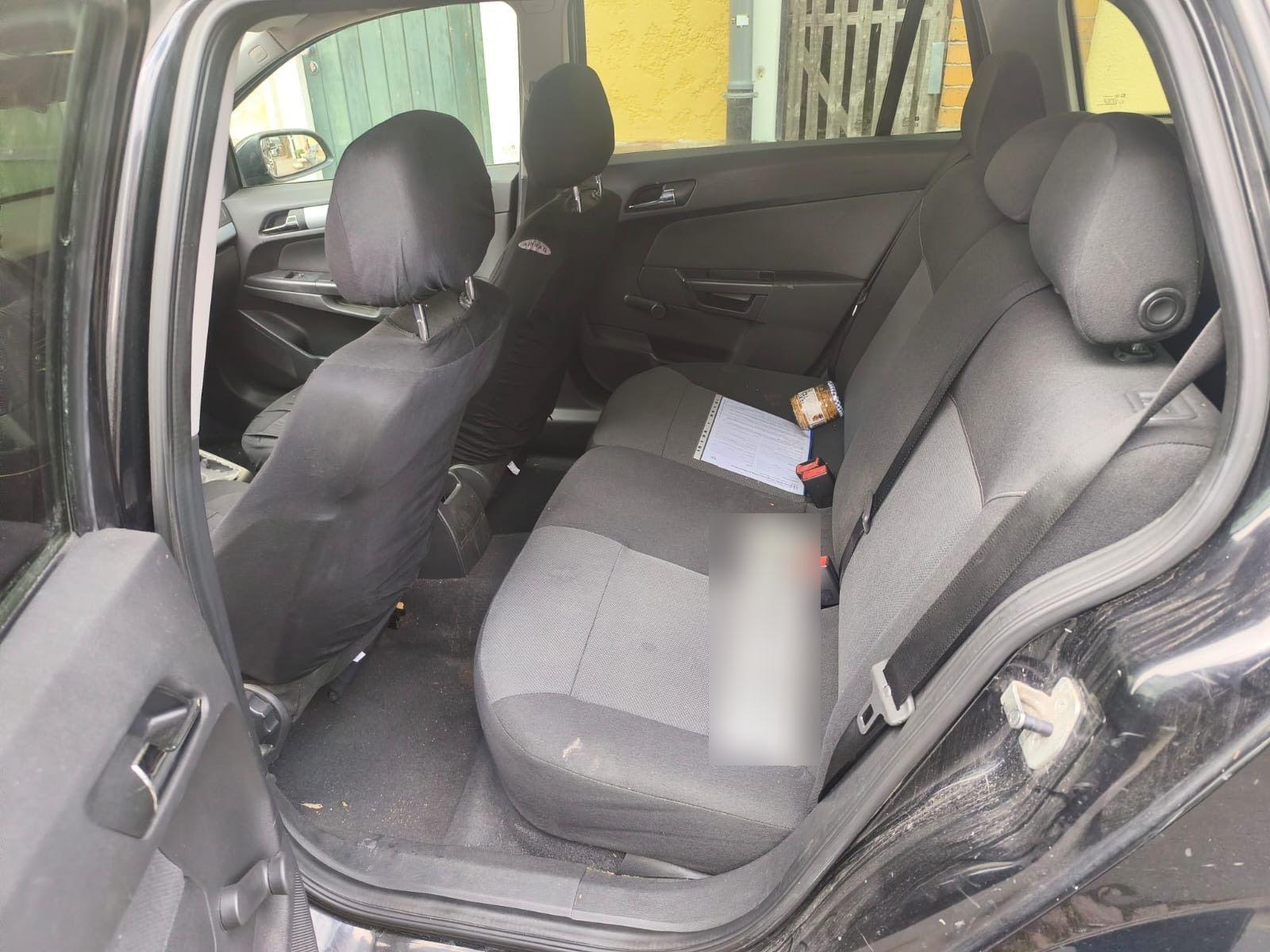 Opel Astra 2006 — photo 9