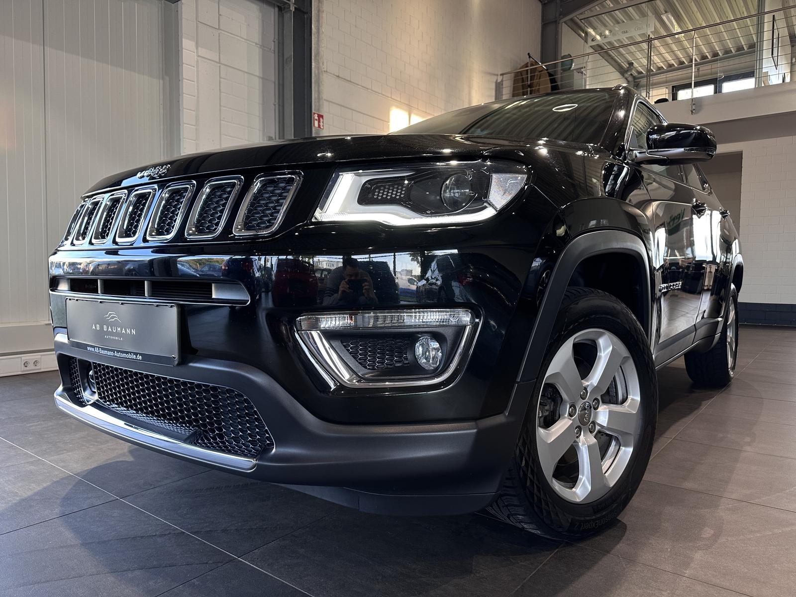 Jeep Compass Limited 4WD *AHK, NAVI, CARPLAY*