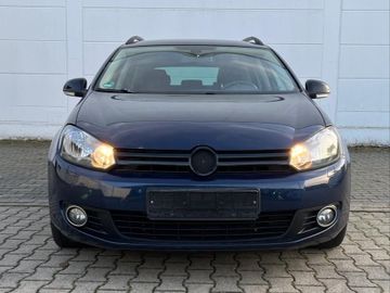 Volkswagen Golf - 2