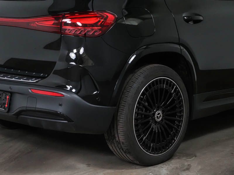 Fahrzeugabbildung Mercedes-Benz EQA 250 AMG Pano+Night+Ambi+Totw+Kamera+20'