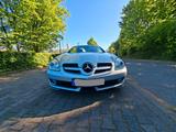 Mercedes-Benz SLK 200 Kompressor - - Mercedes-Benz SLK 200 Gebrauchtwagen in Stuttgart