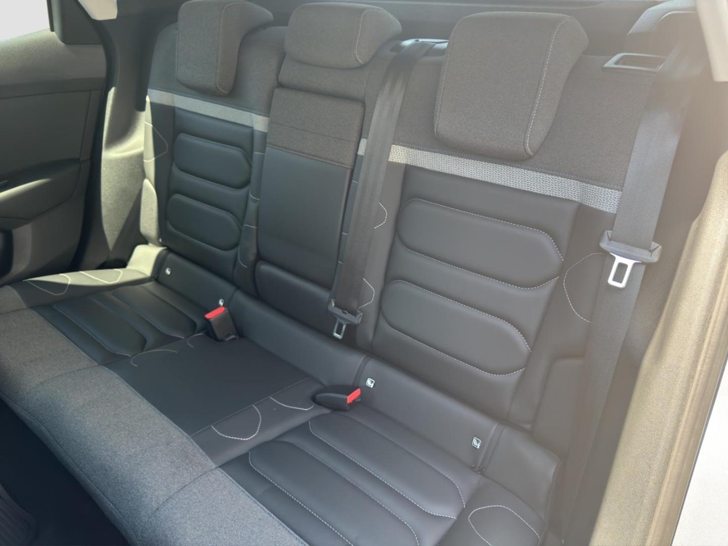 Citroën C4 PureTech 130 Stop & Start Shine 8 Fach Bereif