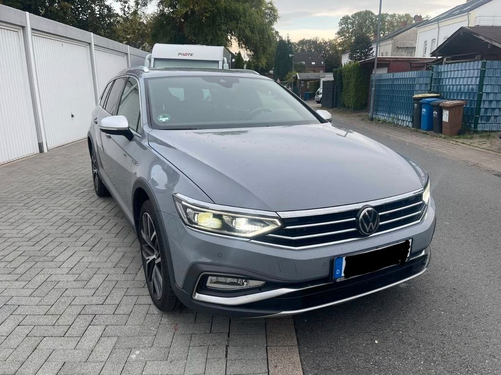 Image of Volkswagen Passat Alltrack
